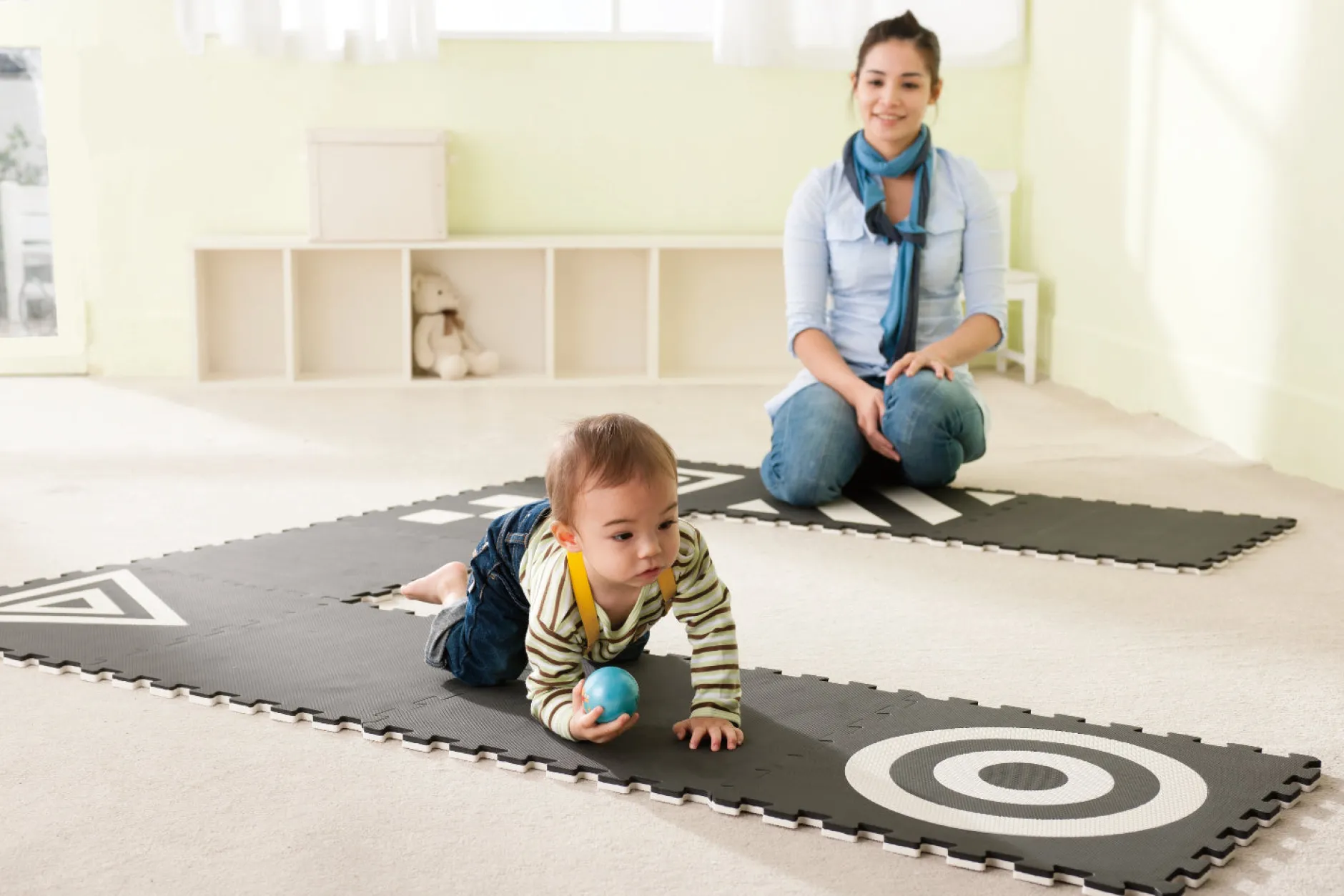 d_creative_mat_black_and__0.webp Educational Toys 3D CREATIVE MAT BLACK AND WHITE - REDUCED TO CLEAR!