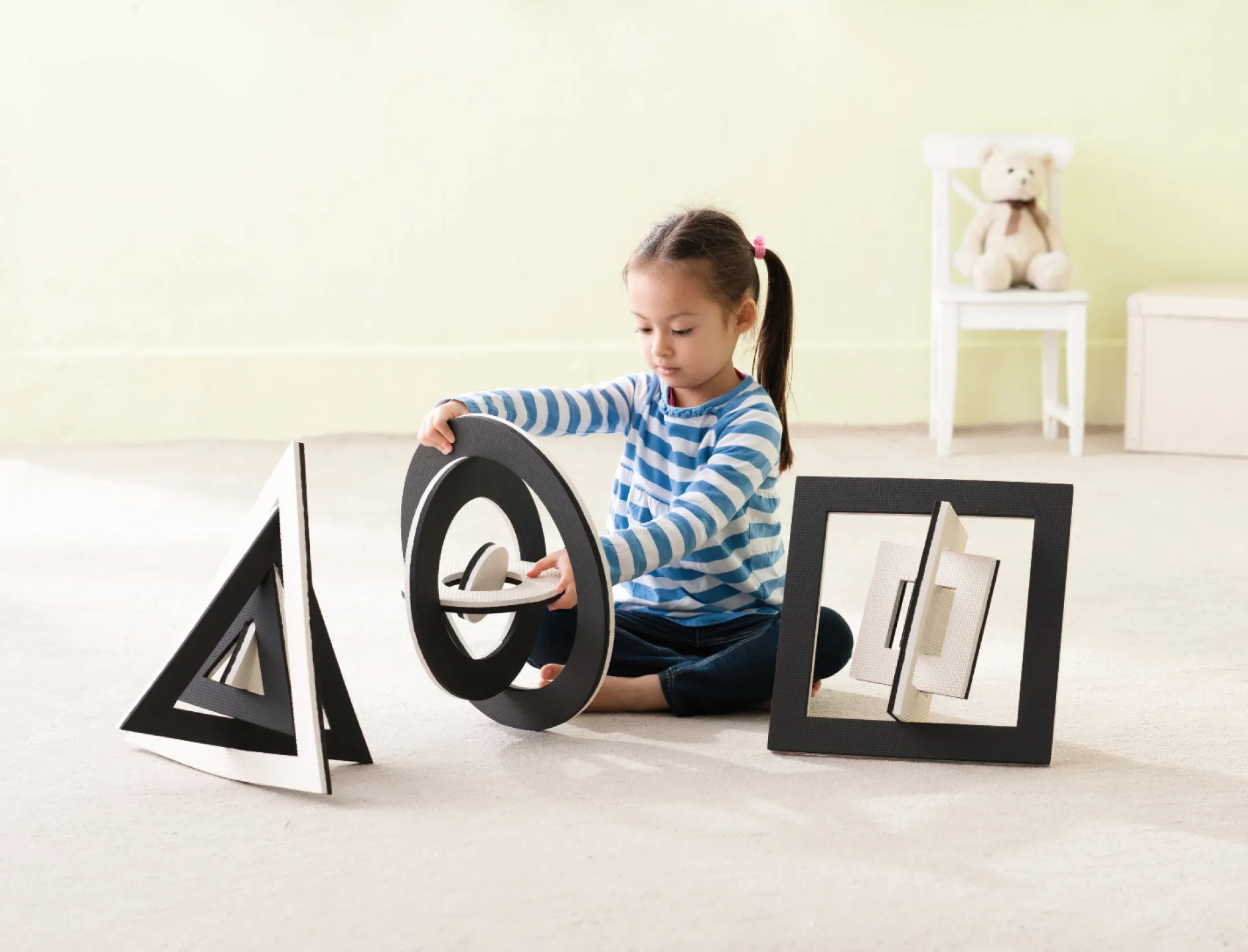 d_creative_mat_black_and__1.webp Educational Toys 3D CREATIVE MAT BLACK AND WHITE - REDUCED TO CLEAR!