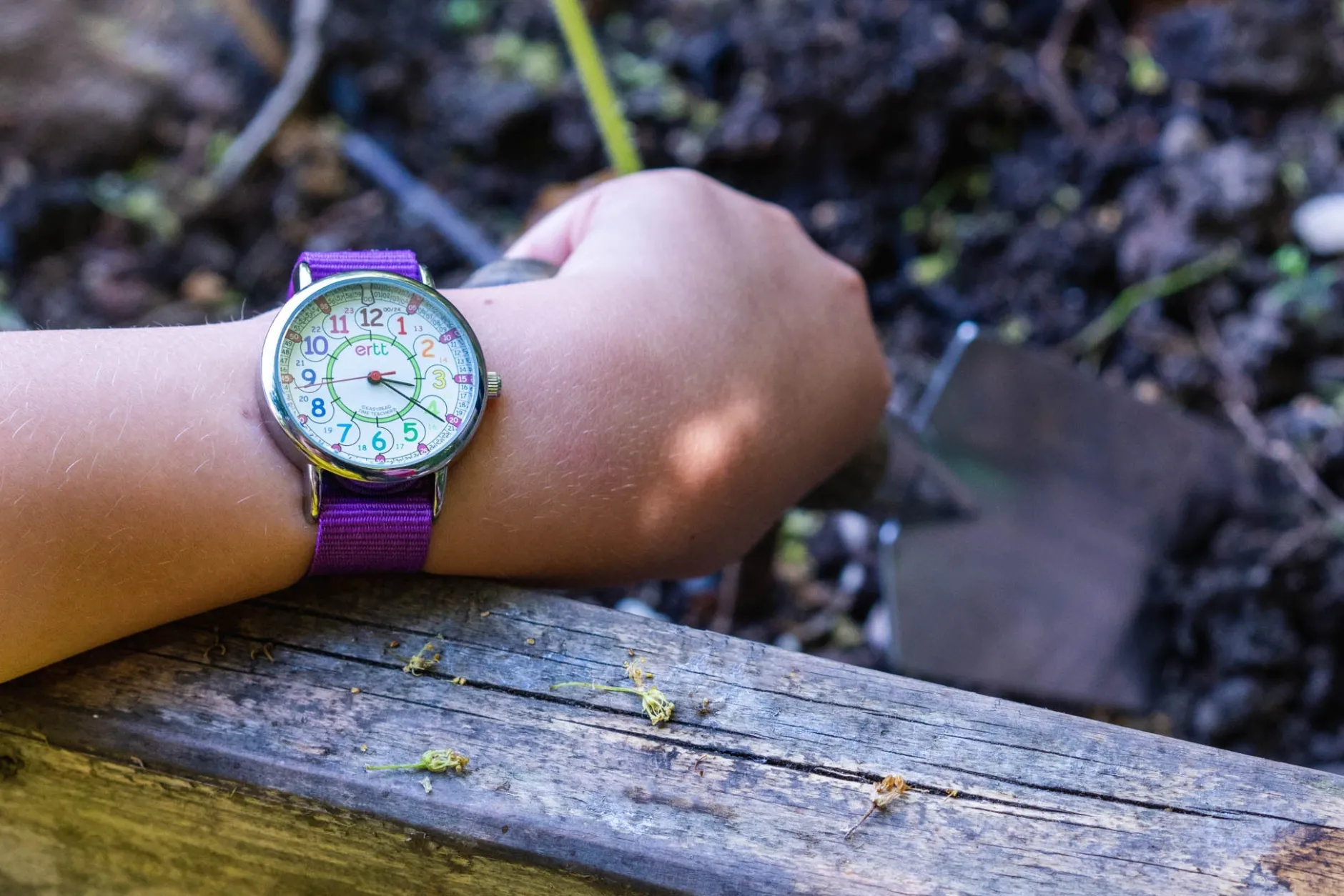 easyread_time_rainbow_wri_21.webp EasyRead Time Rainbow Wrist Watch 12-24hr