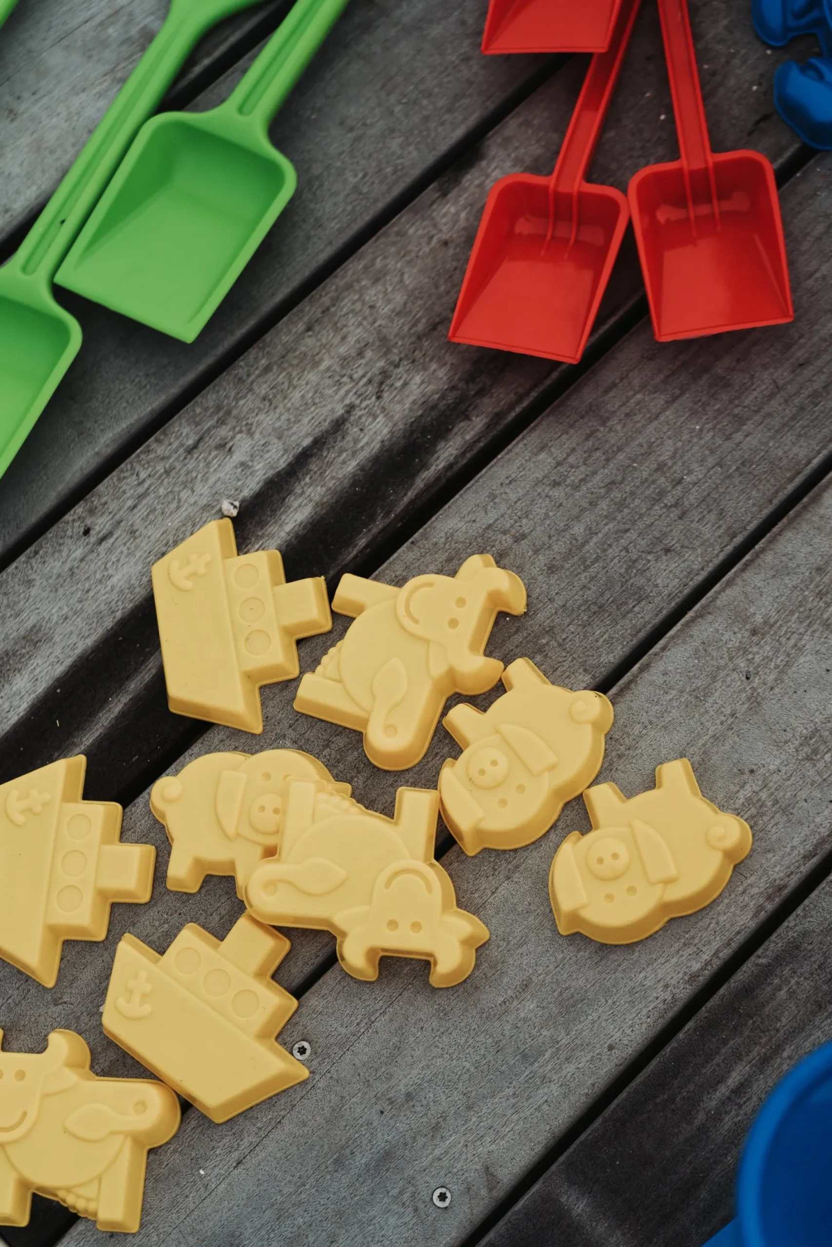 giant_sand_and_vehicles_s_11.webp Educational Toys Giant Sand and Vehicles Set - 129pcs