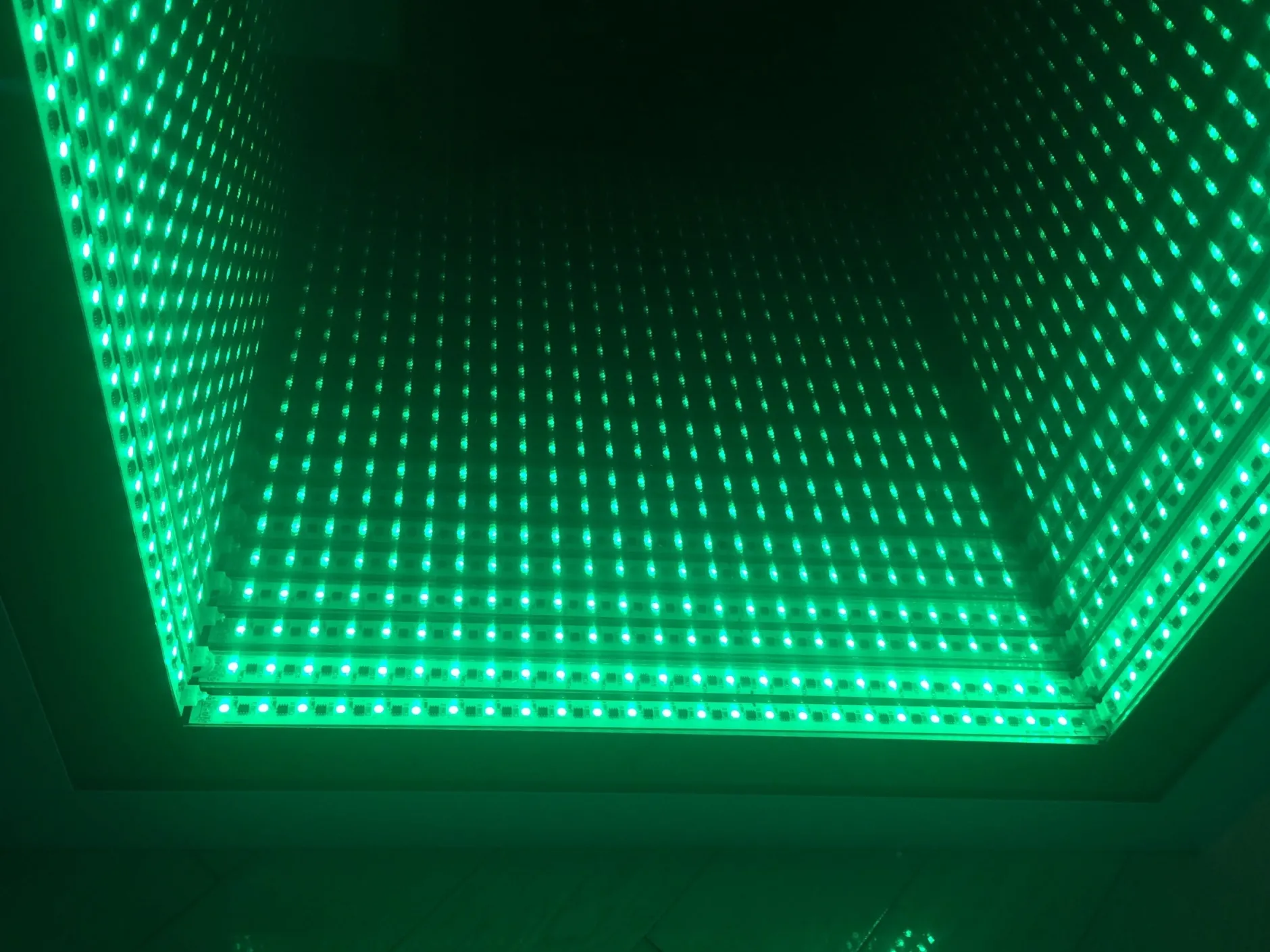 interactive_light_and_sou_13.webp Rover Education Interactive light and sound panel "Infinity"