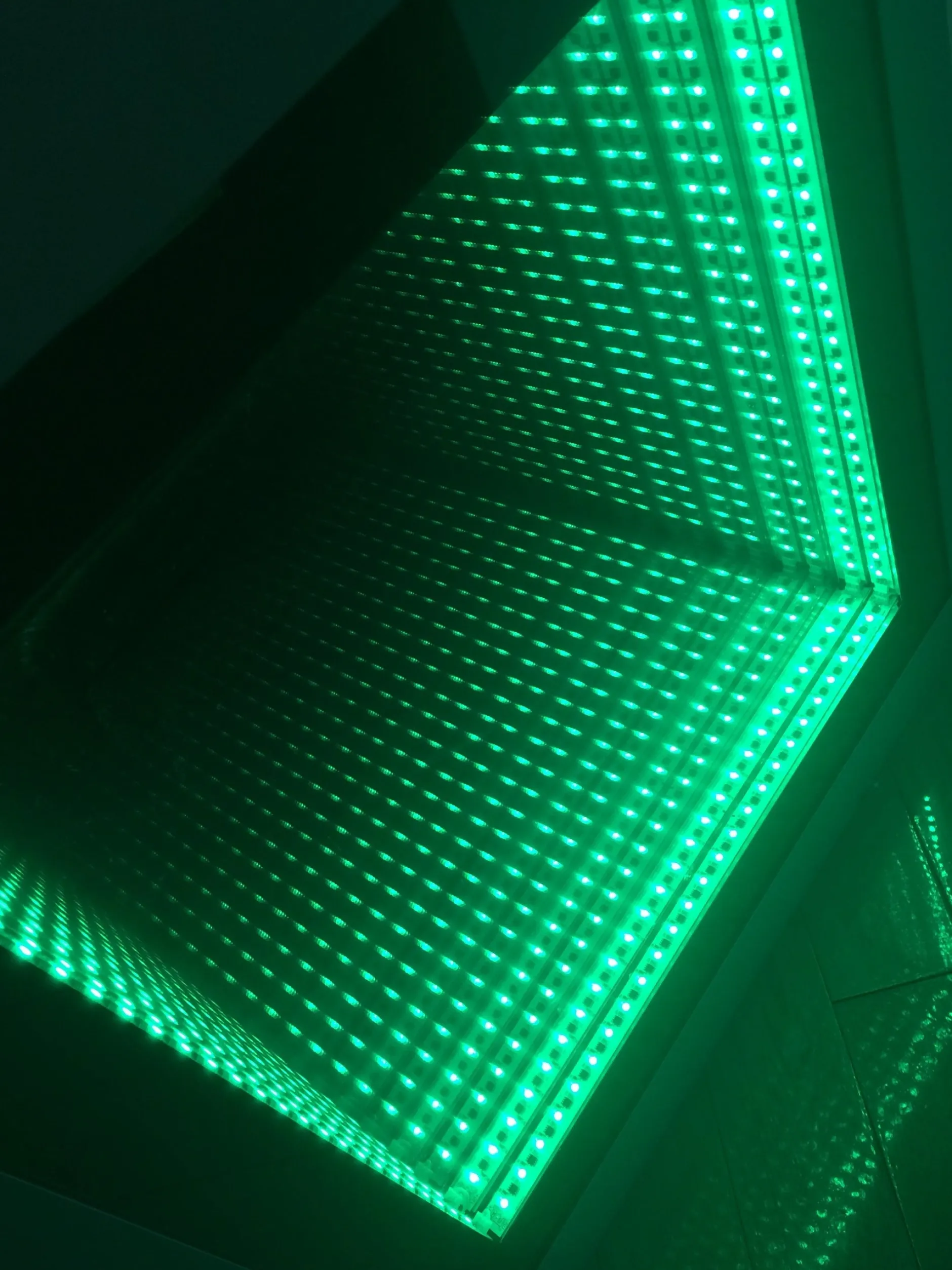 interactive_light_and_sou_14.webp Rover Education Interactive light and sound panel "Infinity"