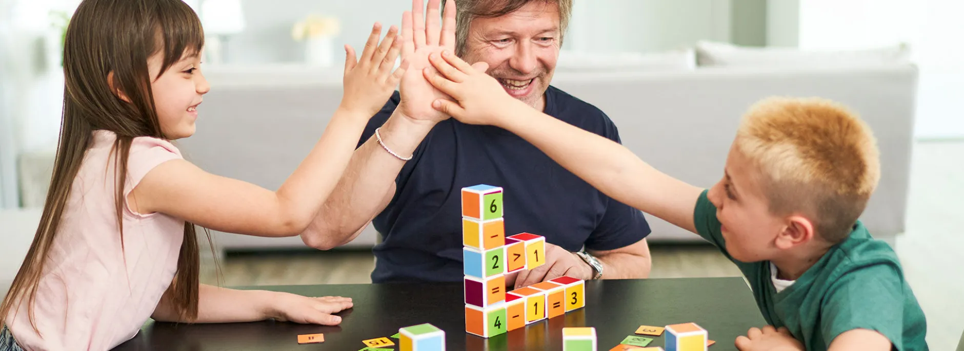 magicube__maths_building__2.webp Educational Toys MagiCube - Maths Building Set