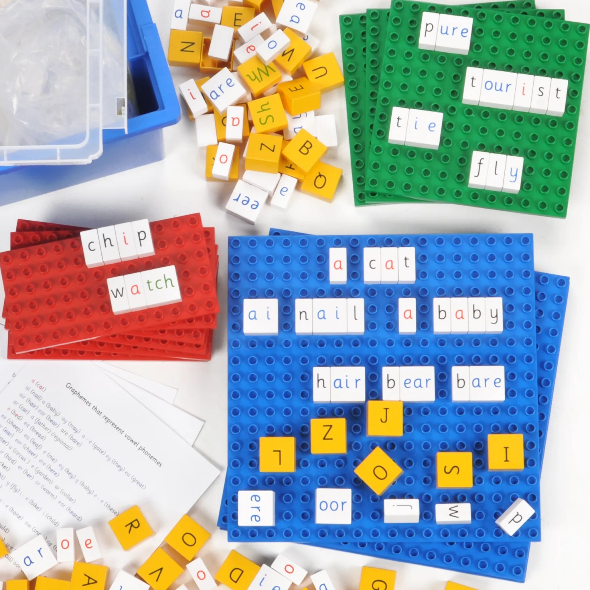 master_class_phonics_lett_1.webp Cicada Master Class Phonics Letters Brick Set