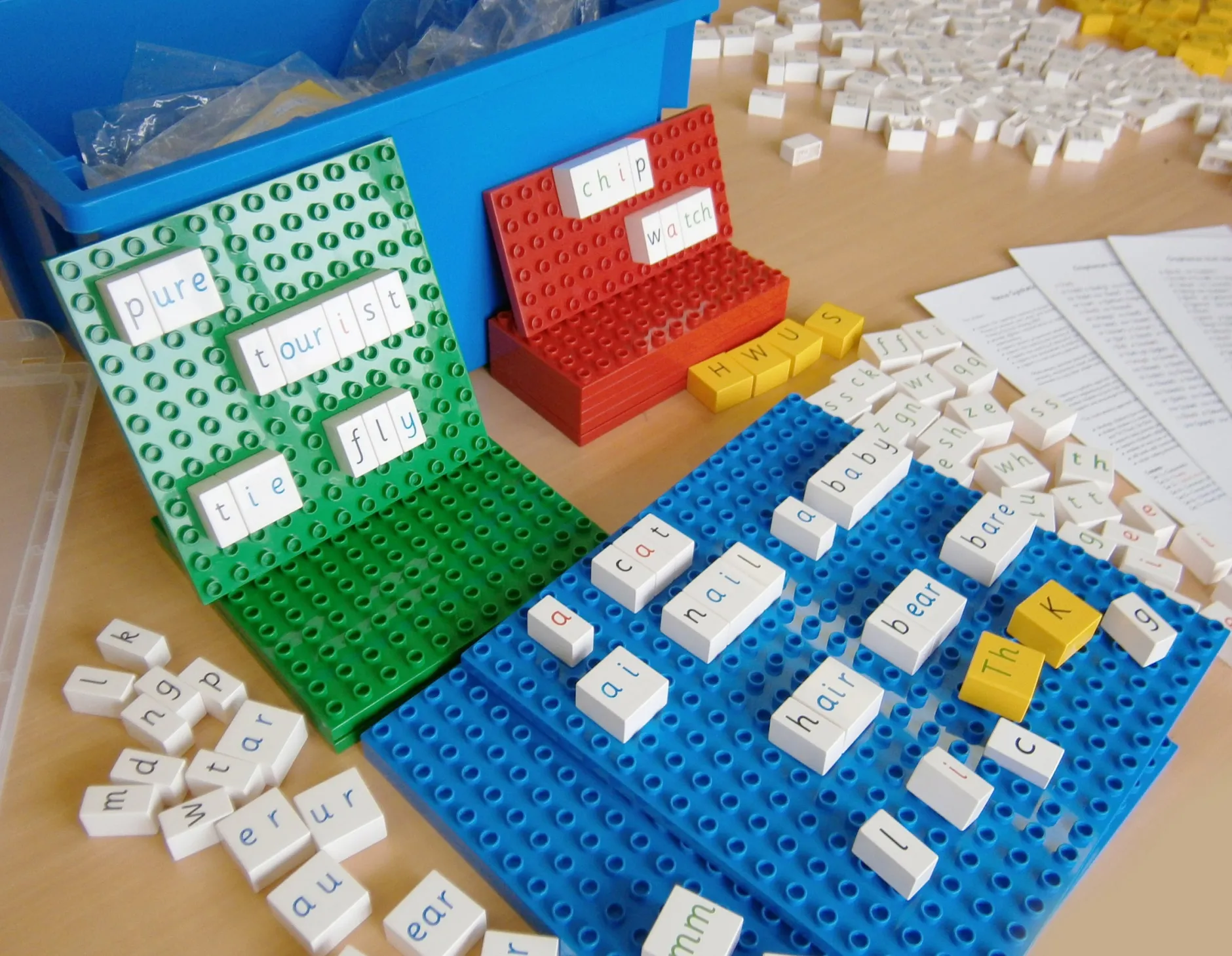 master_class_phonics_lett_2.webp Cicada Master Class Phonics Letters Brick Set