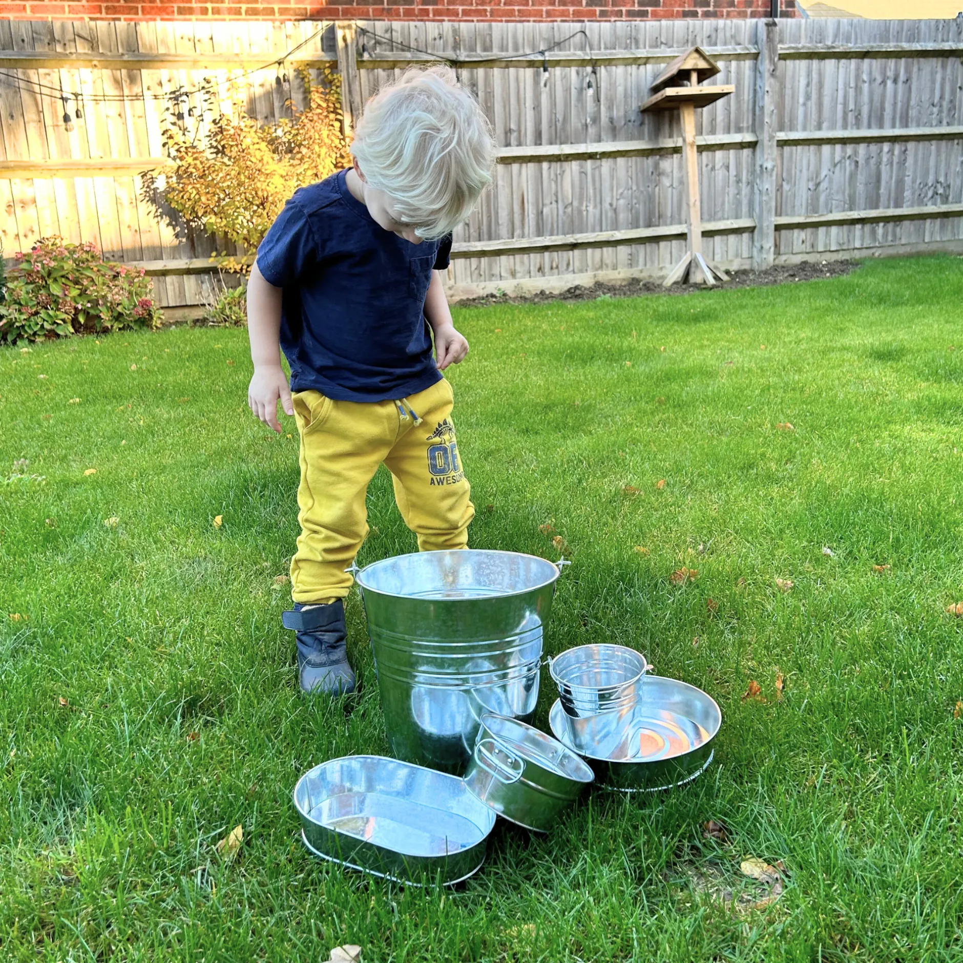metal_mud_kitchen_play_se_4.webp Educational Toys Metal Mud Kitchen Play Set - Pack of 5