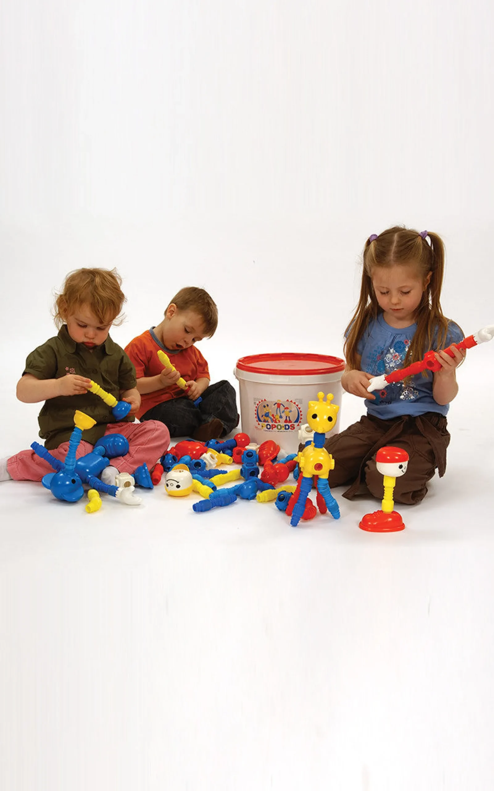 popoids__piece_giant_buck_1.webp Popoids 140 piece Giant Bucket