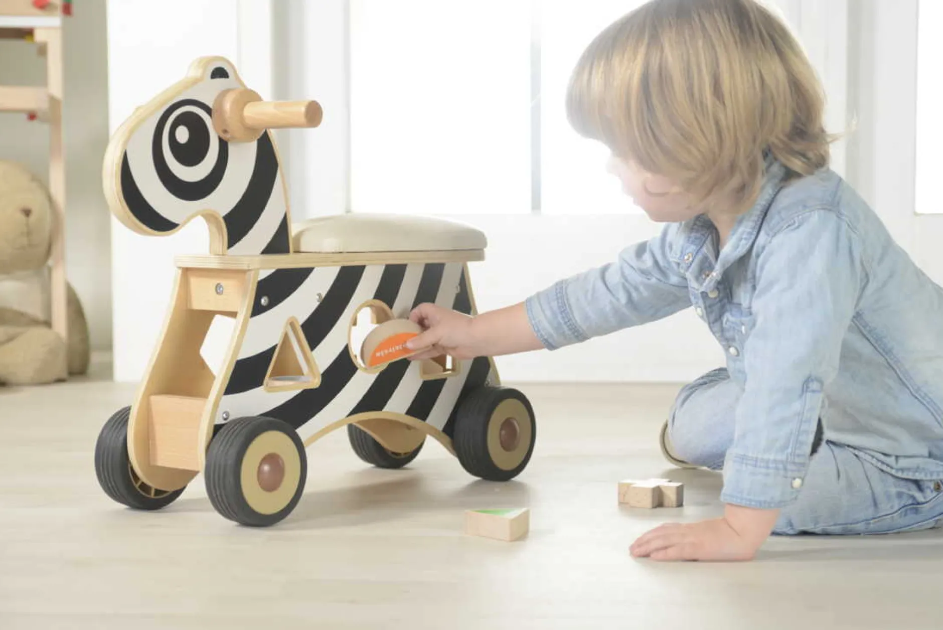 rideon_shape_sorter_zebra_4.webp Cicada Ride-on Shape Sorter Zebra