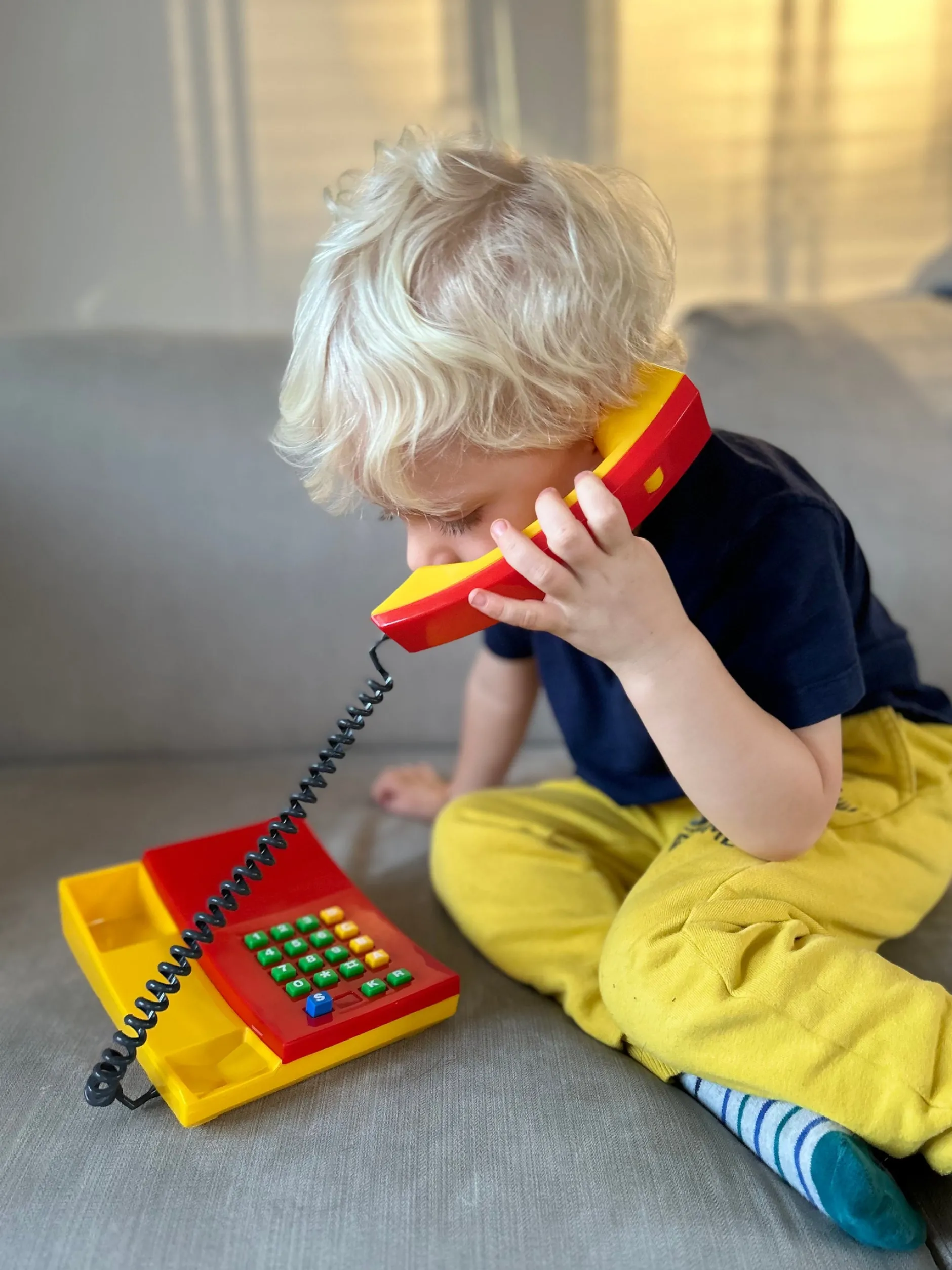 role_play_plastic_telepho_5.webp Educational Toys Role play Plastic Telephone
