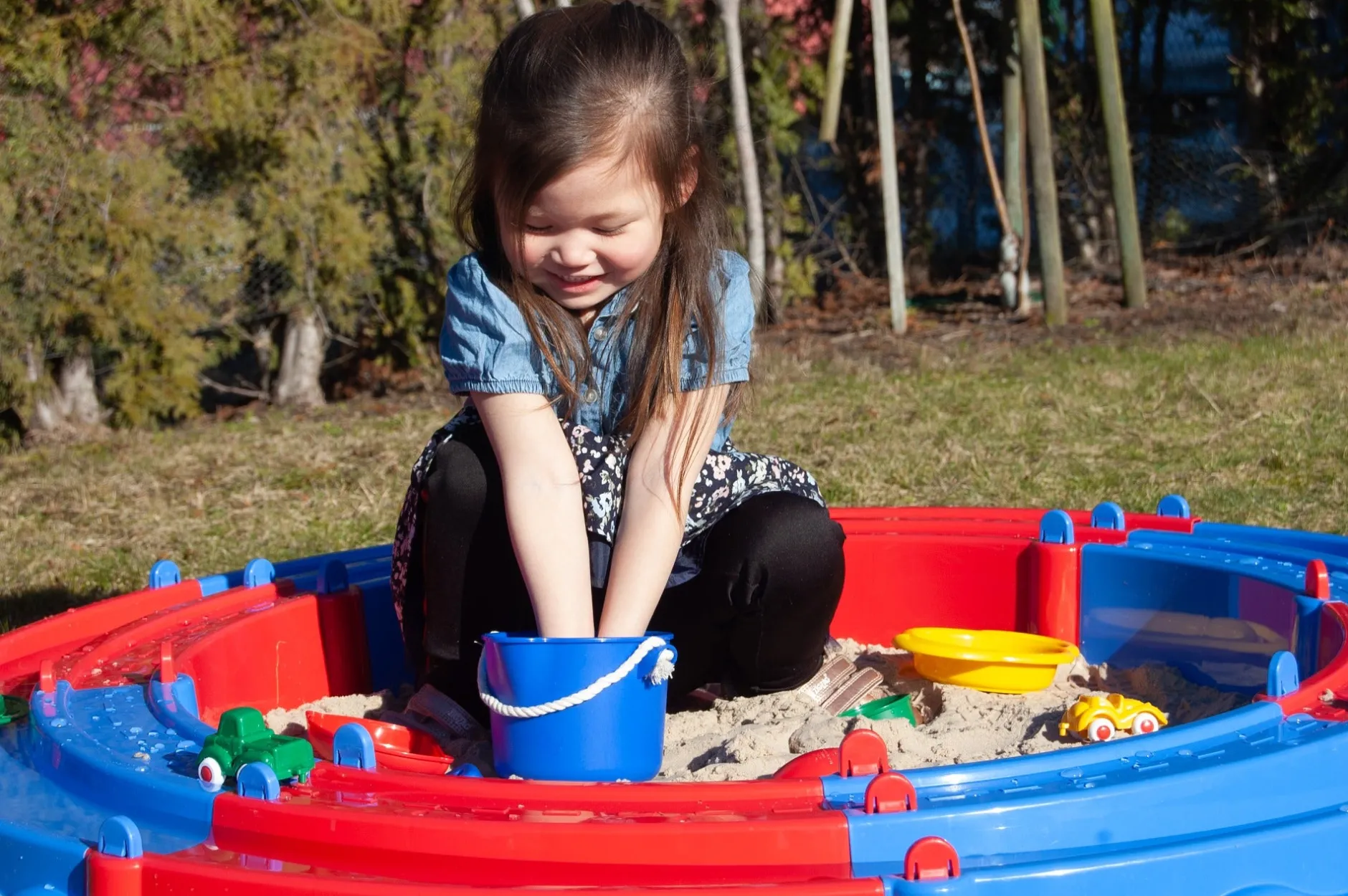 sand_amp_water_tray_2.webp Educational Toys Sand & Water Tray