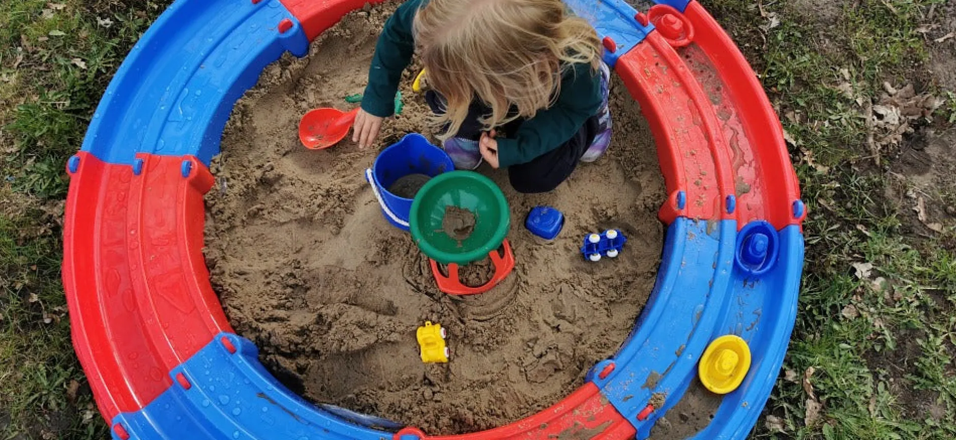 sand_amp_water_tray_4.webp Educational Toys Sand & Water Tray