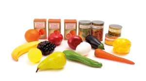 Educational Toys Set of 8 Plastic Food - Fruit & Veg - Reduced To Clear
