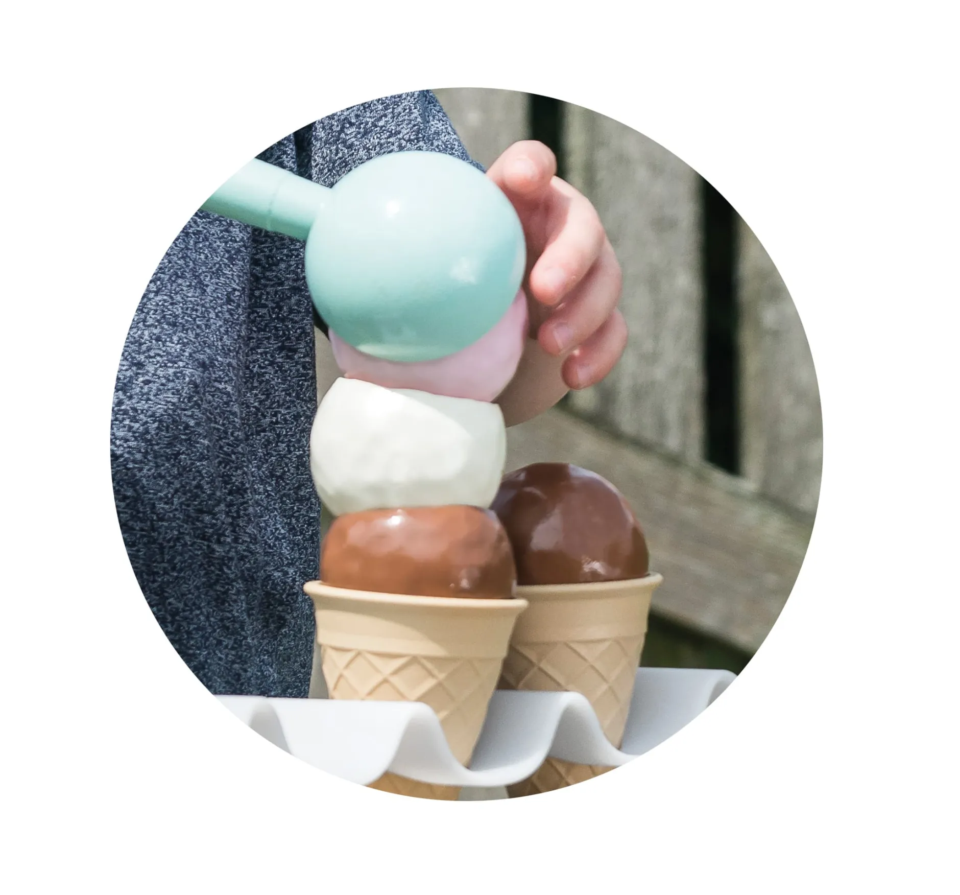 thorbjorn_cupcake_and_ice_3.webp Dantoy Thorbjorn Cupcake and Ice Cream Set - 56 pcs