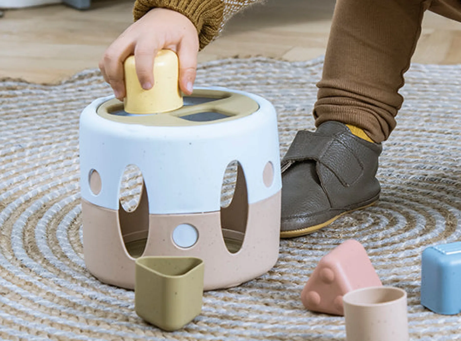 tiny_bio_shape_sorter_9.webp Educational Toys Tiny Bio Shape Sorter
