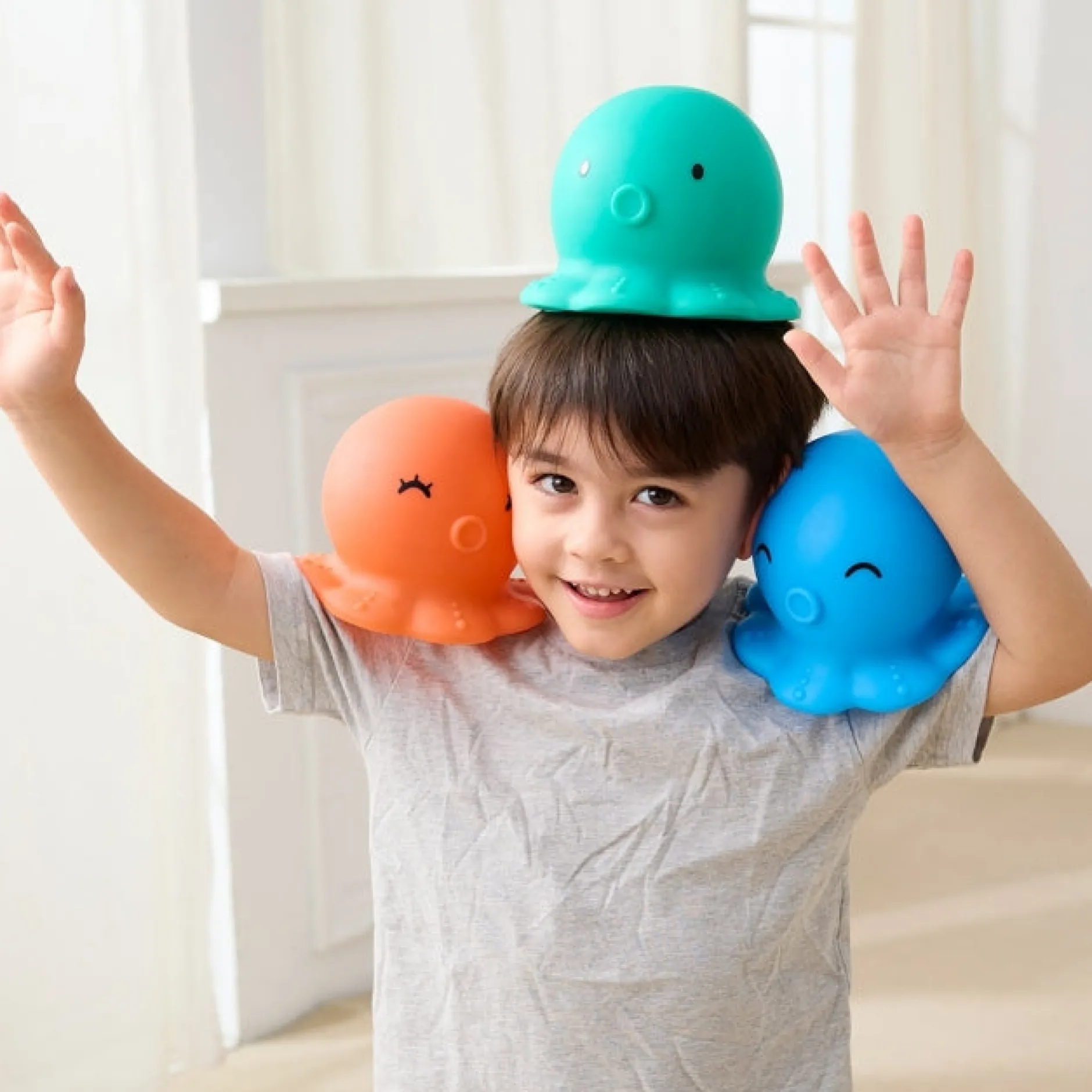 up_on_top_balance_game__r_1.webp Educational Toys Up on Top balance game - REDUCED TO CLEAR!