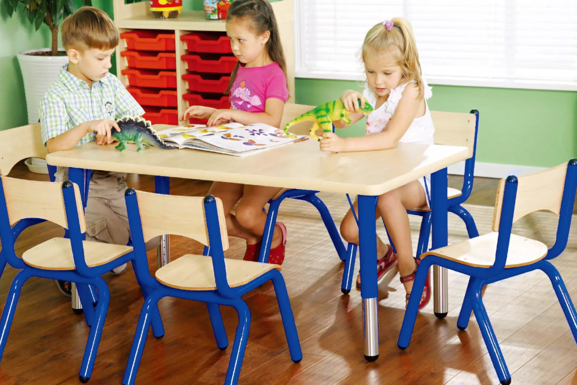 victoria_rectangle_table__1.webp Wisdom Victoria Rectangle Table - Blue