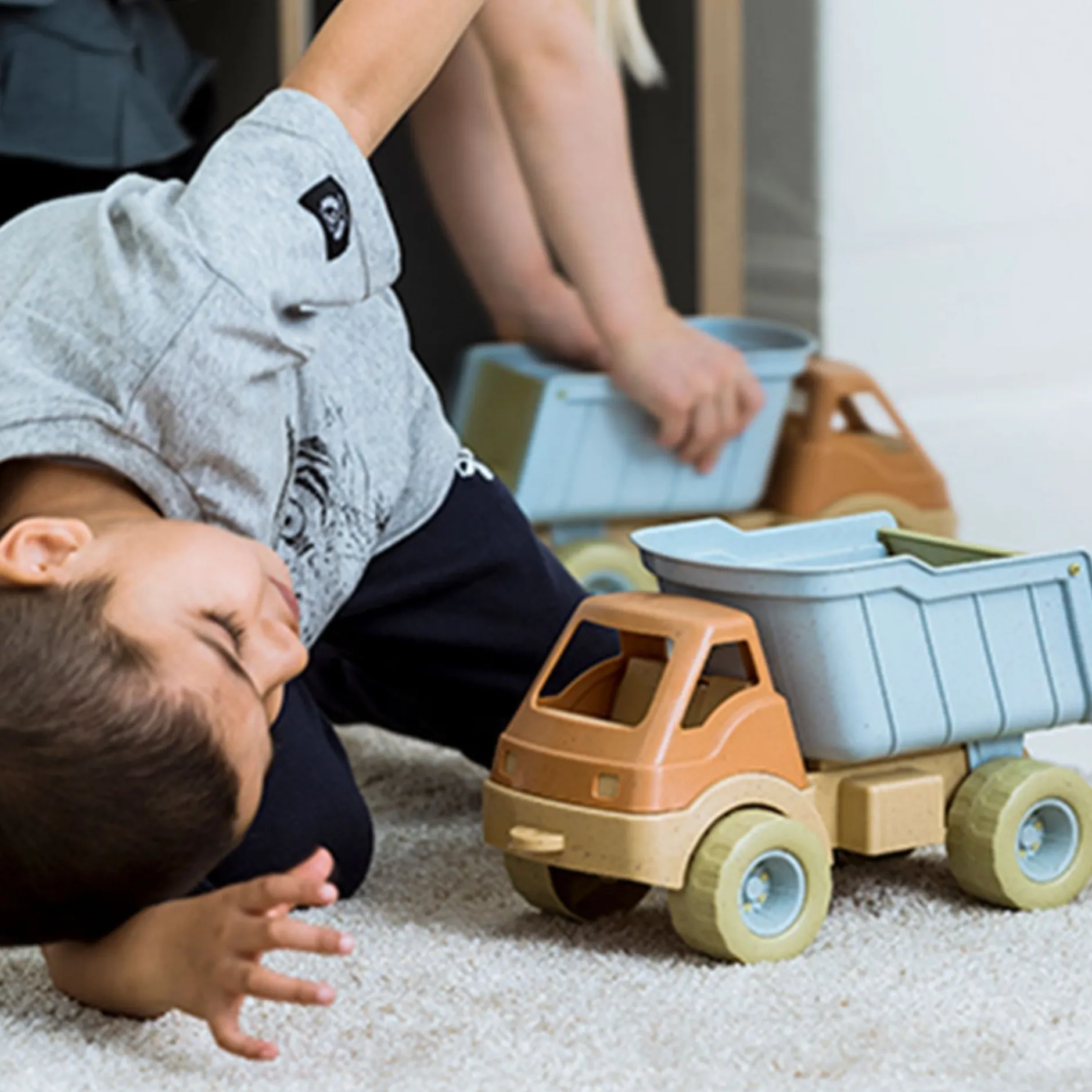 x_bio_trucks_in_a_set_3.webp Educational Toys 6 X Bio Trucks In A Set
