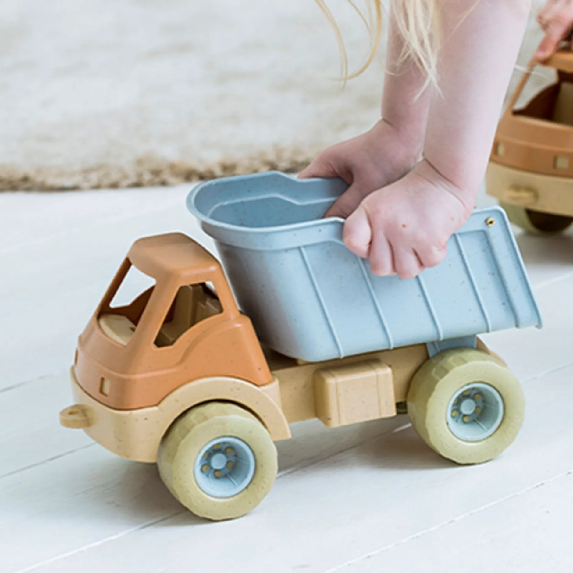 x_bio_trucks_in_a_set_4.webp Educational Toys 6 X Bio Trucks In A Set